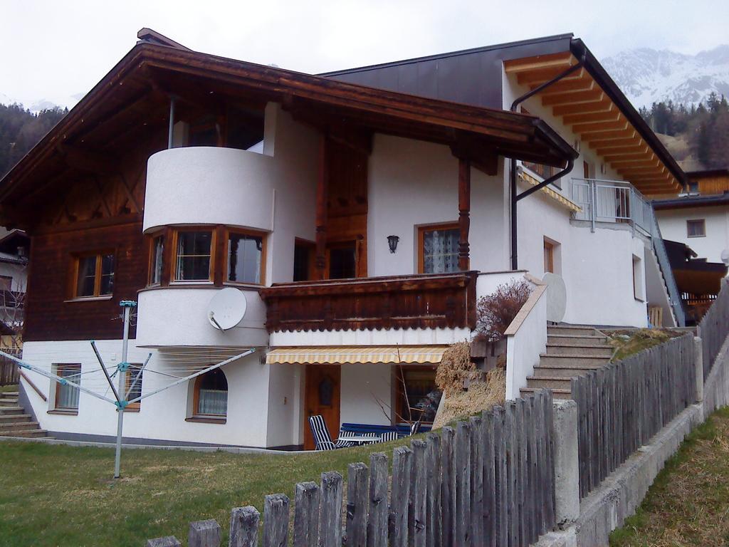 Ferienwohnung Haus Mattle Pettneu am Arlberg Exterior foto
